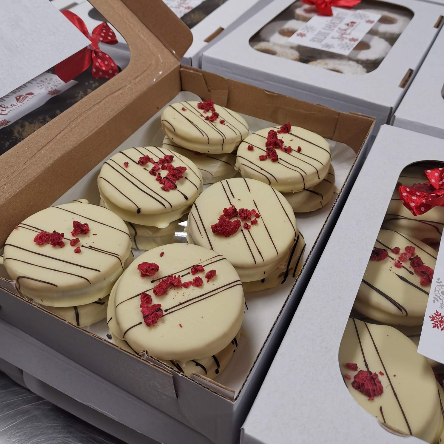 Málnás-fehércsokis isler